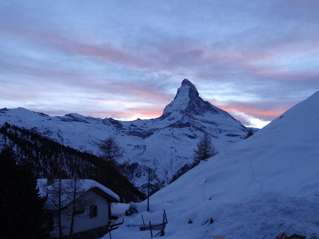 Haus Viktoria A Apartment Zermatt Cameră foto